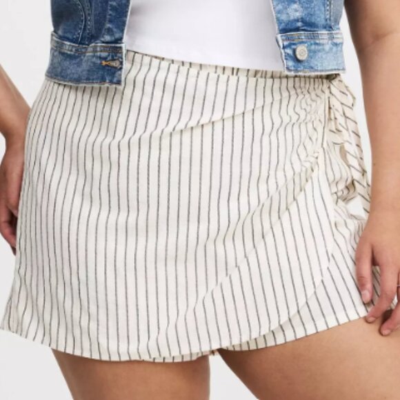 NWT Torrid Pull-On High Rise Beach Cotton Side-Tie Skort (3X) - Picture 1 of 8